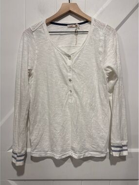 Faherty White Long Sleeve Henley Shirt, NWOT, Medium